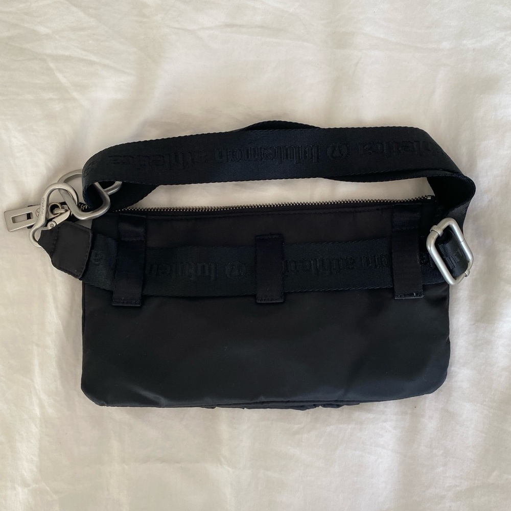 Lululemon Travel Crossbody Fanny Pack - Picture 7 of 11